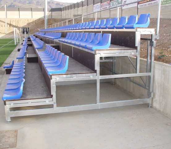 Gradas desmontables con asiento de polipropileno con respaldo - Gradas Desmontables - Gradas y tribunas